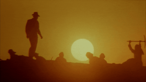 Which Star Wars characters make a cameo in Raiders of the Lost Ark?